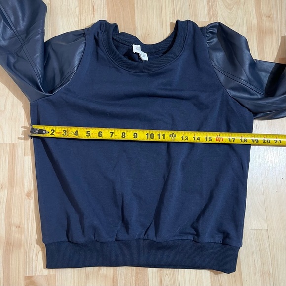 Whiteroom+Cactus Women’s Faux Leather Long Sleeve Contrast Sweatshirt Navy Small - Picture 3 of 4